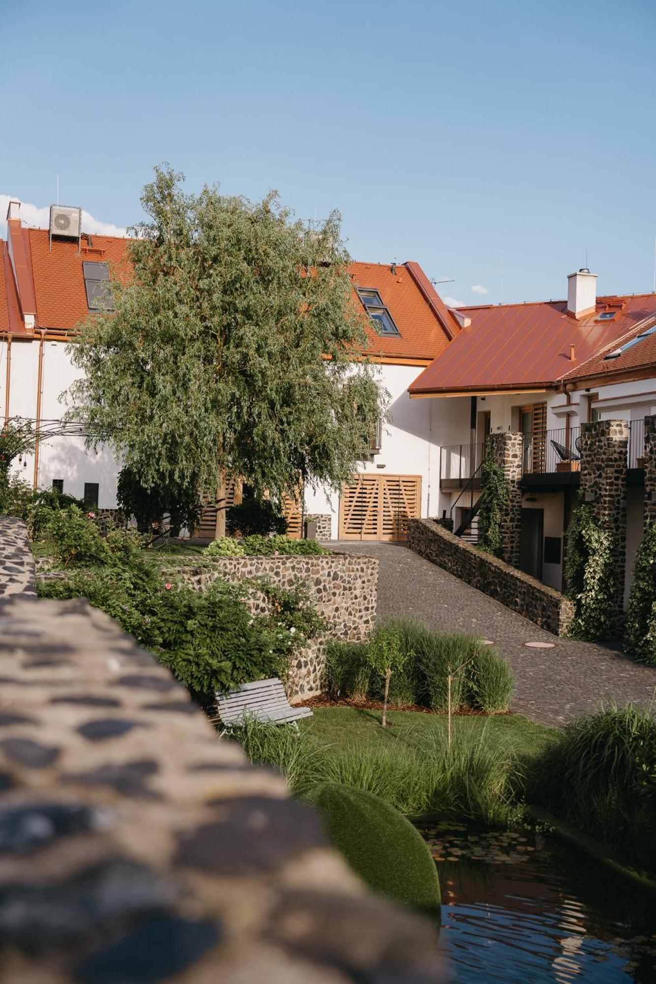 Oblik Resort Louny Exterior photo